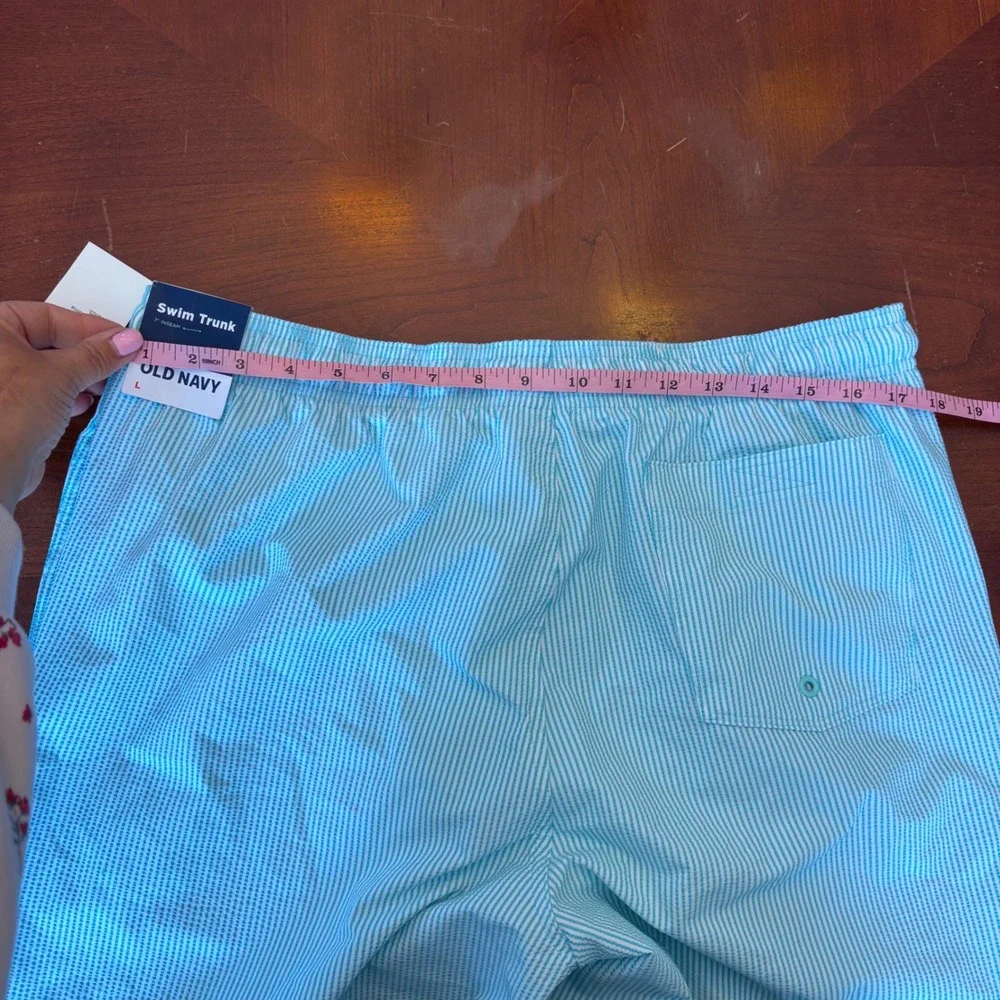 NEW | Old Navy | Mens L‎ | Blue&White Seersucker Striped Swim Trunks UPF 40